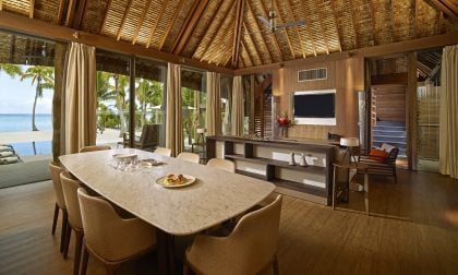 Tetiaora, L’Île-Hôtel De Marlon Brando. 6 5 Salon villa trois chambres ©The Brando