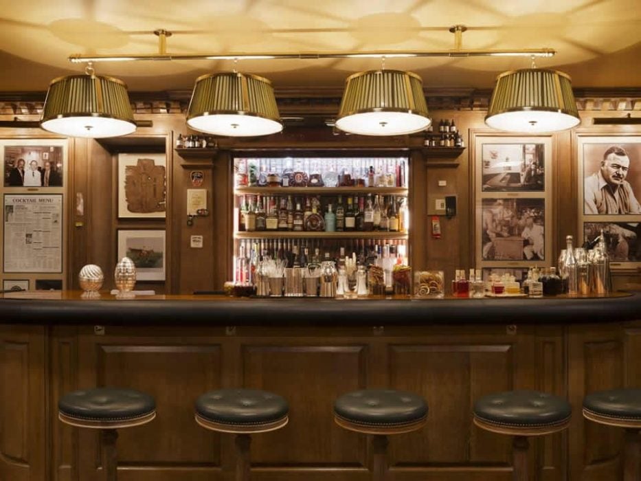 bars palaces paris hemingway ritz