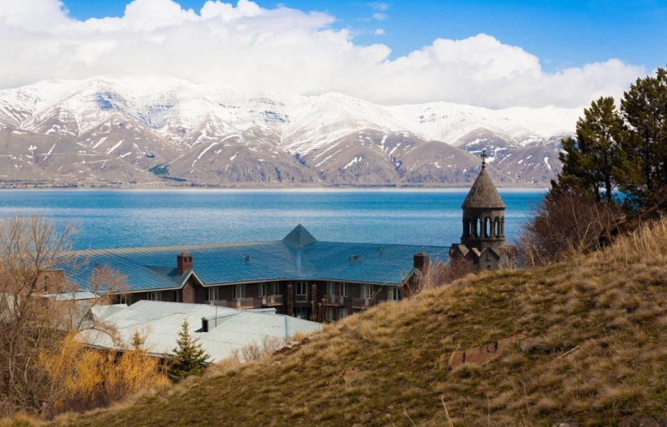 shutterstockc lac sevan 6