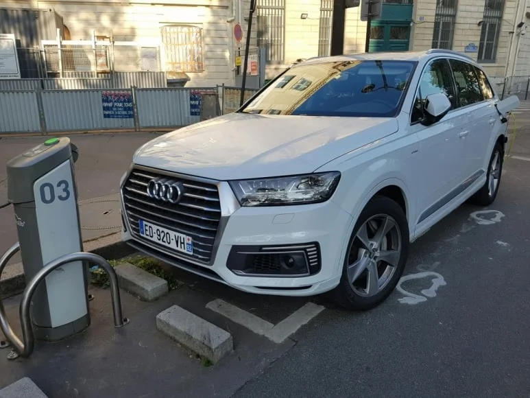 Audi Q7 E Tron