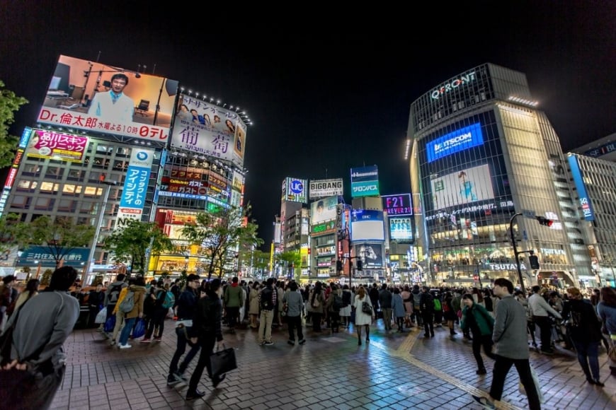 Shibuya District at Night 2015 04 17806976882