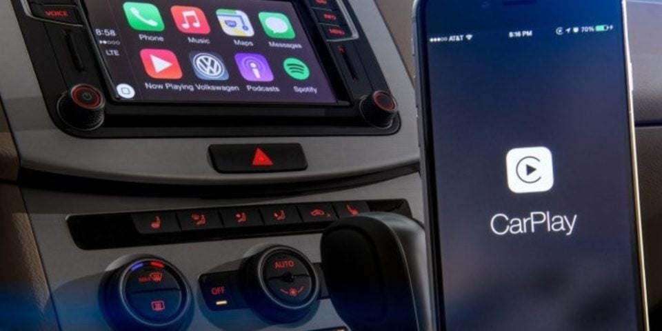 apple carplay credit flick
