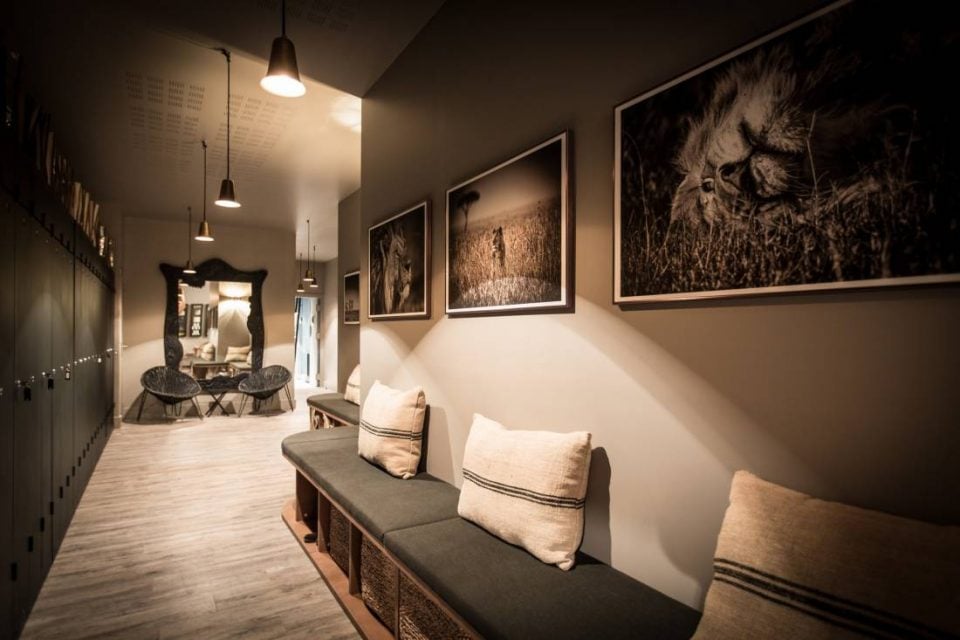 le tigre entree vestiaires 2