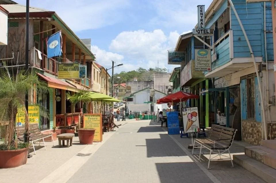 Les 8 Destinations Où Il Fait Le Mieux Vivre Au Monde 5 4 cayo belize live and invest overseas