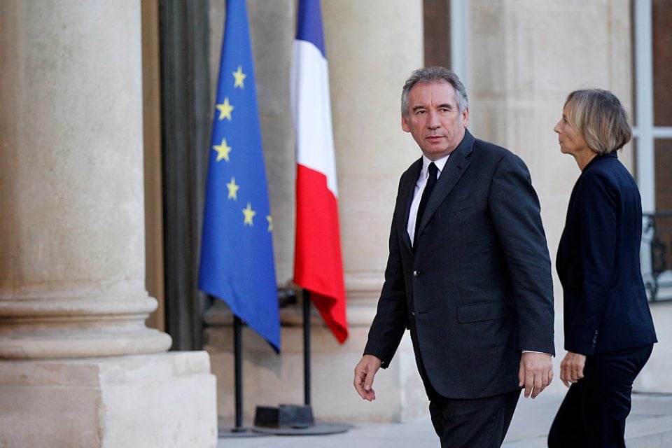 François Bayrou va-t-il déjà devoir renoncer à son maroquin ?