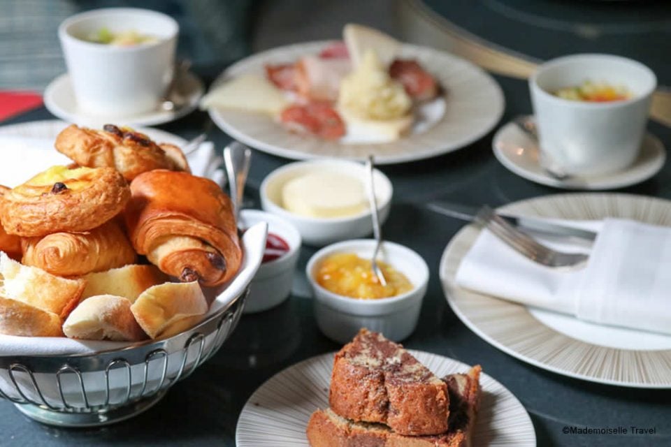 nolinkski petit dej mademoiselle travel