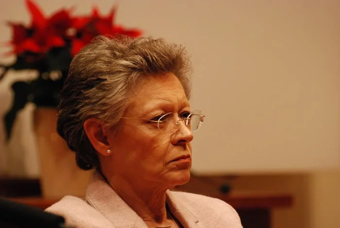 francoise barre sinoussi press conference dec 06th 2008 3
