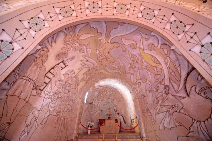 chapelle saint pierre decoree par cocteau 1