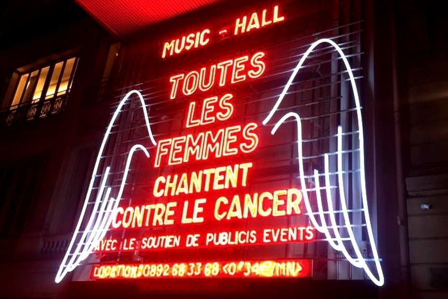 10058697 toutes les femmes chantent contre le cancer hommage aux femmes