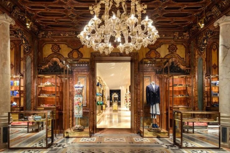 carbondale for dolcegabbana venice 24 antoine huot preview