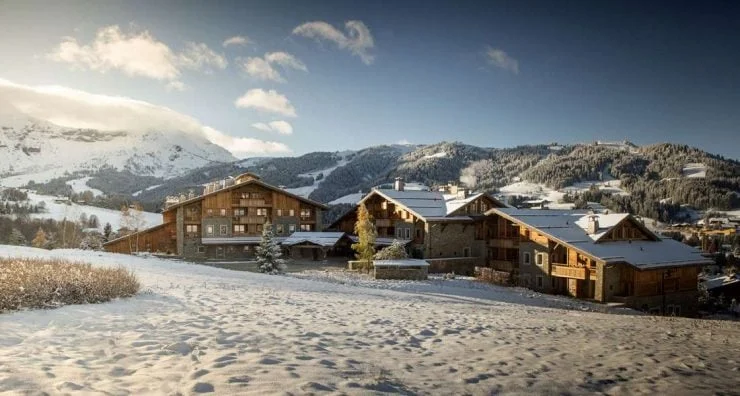 et hotel four seasons megeve plumevoyage plumevoyagemagazine four seasons hotels