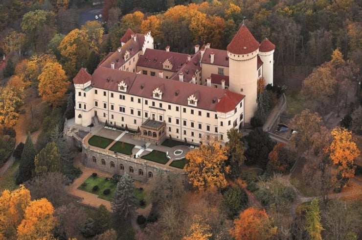 konopiste ladislav renner2c czechtourism