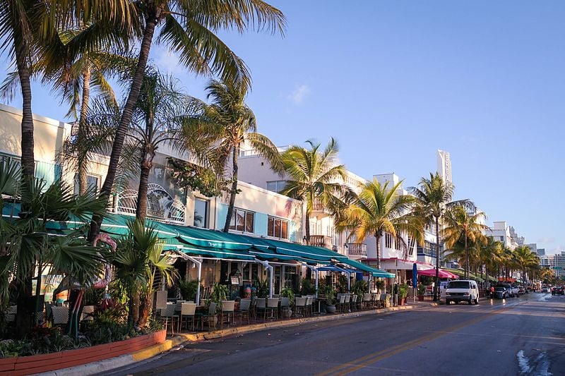 ocean drive miami beach 01