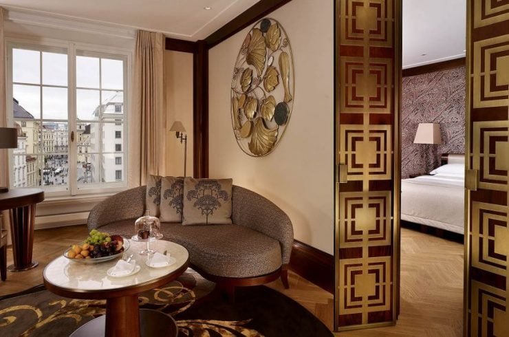 011163 11 park suite view