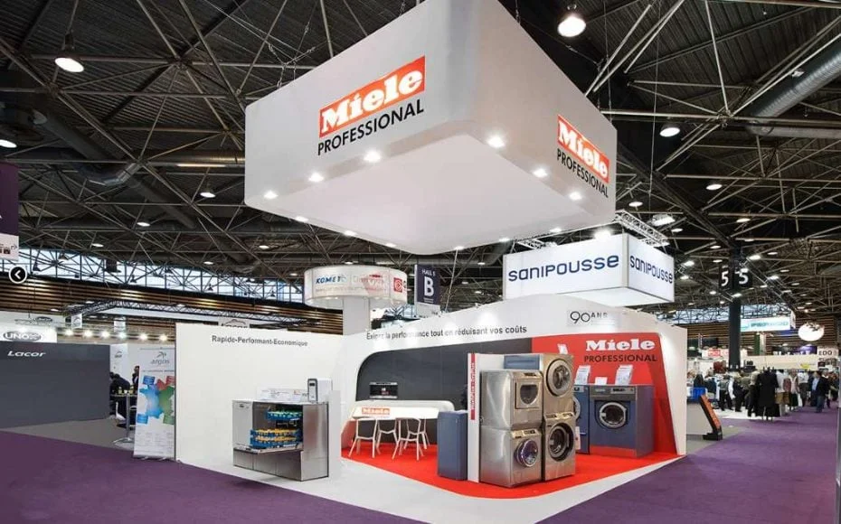 201803ohgsm 520 8065 3profil design petite presentation du specialiste du stand design 3