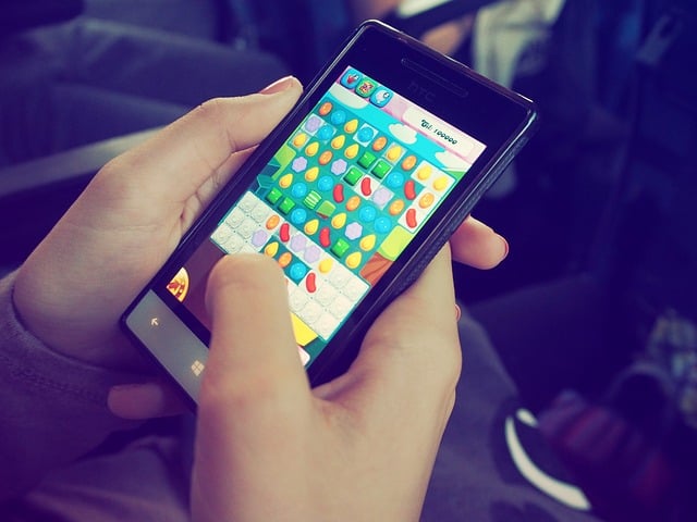 candy crush 1869655 640