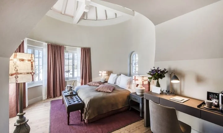 chic room r1