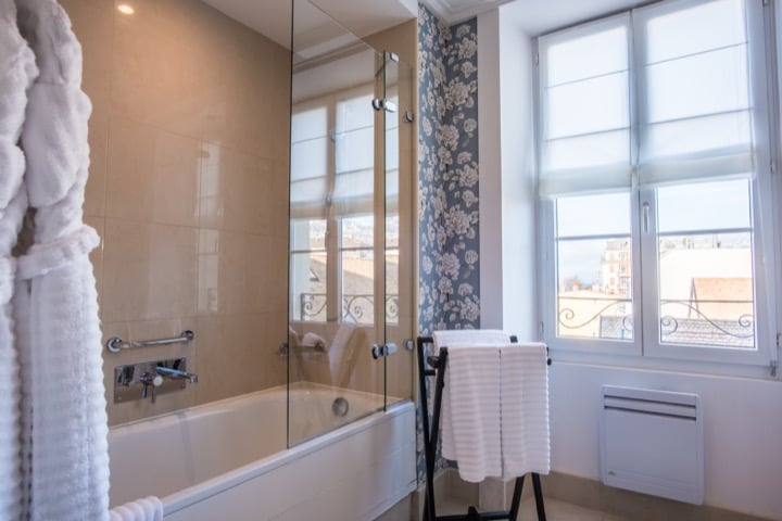 grand hotel du lac rooms 45 adrian ehrbar photography min