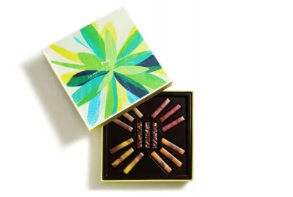 coffret ouvert bien etre la maison du chocolat forbes