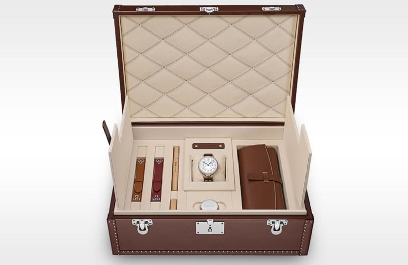 ddoc 316841 c951ee5bbf16dfccf0472f04c01a4e05 specialities fowc leathertrunk slide1 new large jpg