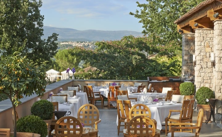 terrasse du restaurant le faventia 2