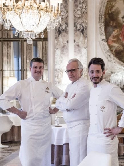 chef profile paris le meurice restaurant chefs alain ducasse jocelyn herland cedric grolet portrait 872x1164