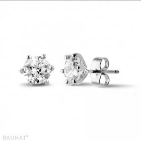 2 00 carat boucles d oreilles classiques en or blanc avec six griffes et diamants