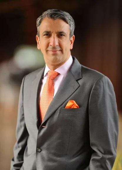 Ritz-Carlton, Fer De Lance Du Leader De L'Hôtellerie Mondiale Marriott International 2 mr hoss vetry multi property vice president of marriott luxury brands and general manager of the ritz carlton sanya yalong bay