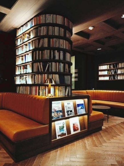 hsa photo bibliotheque lobby