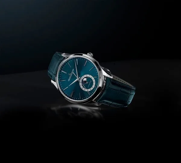 j1 aeger master ultra thin moon lifestyle jpg
