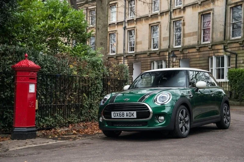 La Marque MINI Fête Ses 60 ans ! 2 mini fr jpg