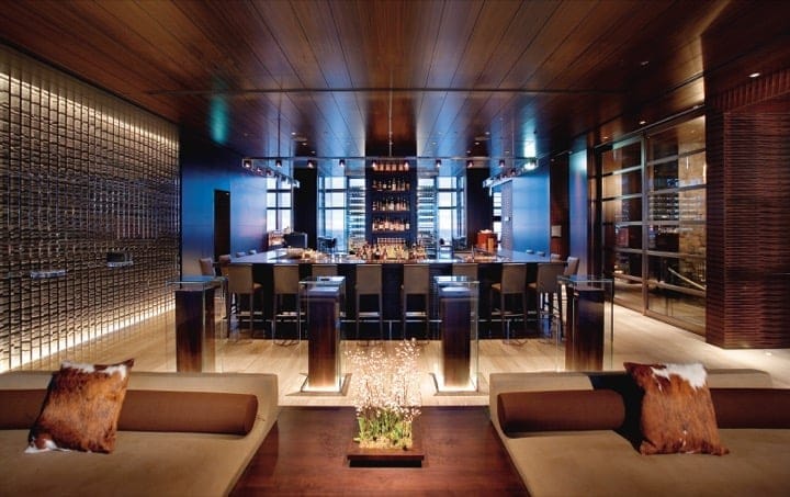 tokyo restaurant mandarin bar 01