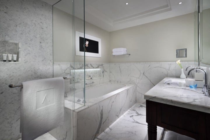 address boulevard deluxe room bathroom