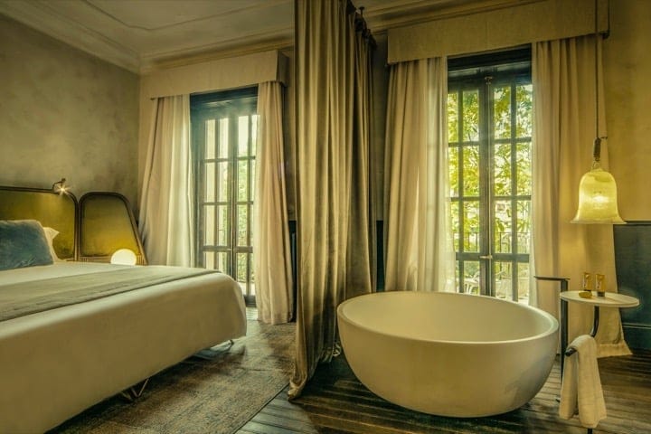 deluxe suite