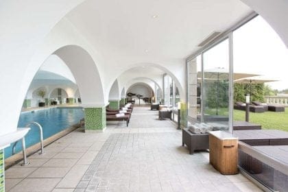 piscine et solarium la cote saint jacquessergedetalle 1