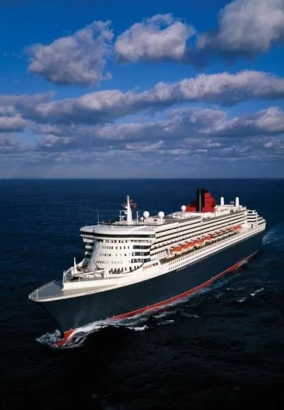 qm2 portside view