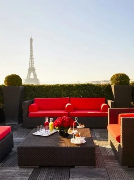 Le Plaza Athénée, un Palace Parisien Haute Couture 11 capture decran 2019 06 09 a 10 29 48
