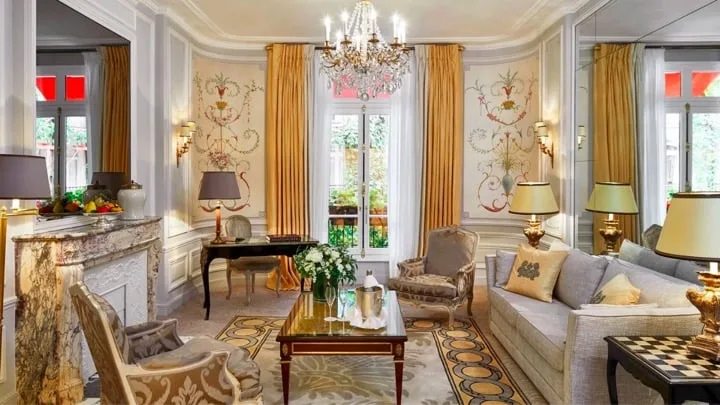 Le Plaza Athénée, un Palace Parisien Haute Couture 5 capture decran 2019 06 09 a 10 31 02