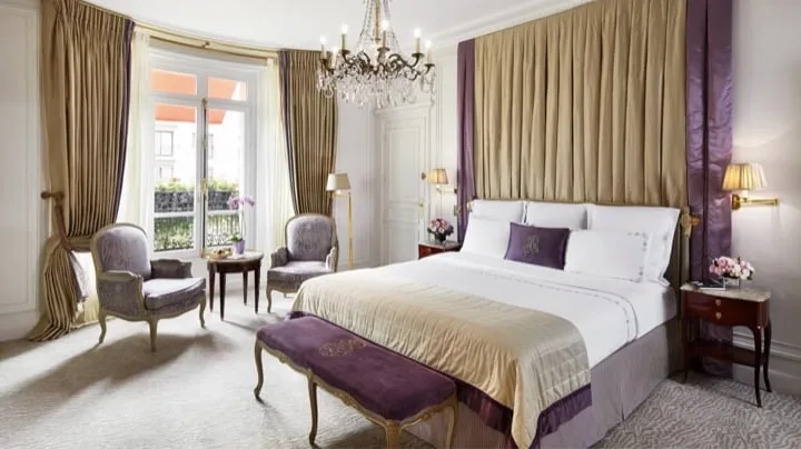 Le Plaza Athénée, un Palace Parisien Haute Couture 7 capture decran 2019 06 09 a 10 31 30