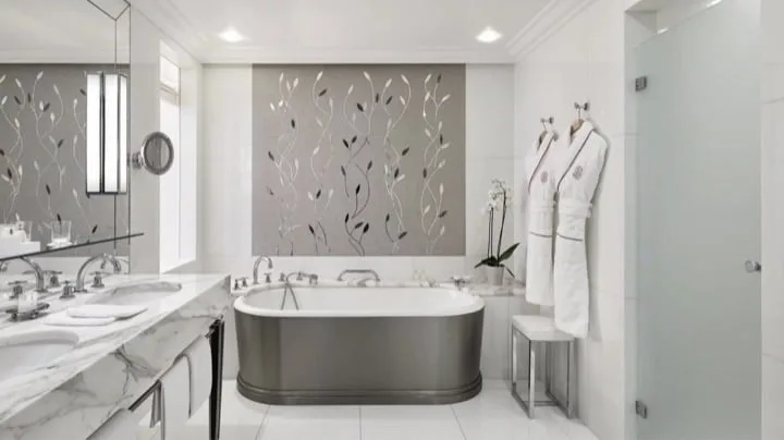 Le Plaza Athénée, un Palace Parisien Haute Couture 4 capture decran 2019 06 09 a 10 31 41