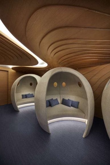 dubai luxury spa relaxation room