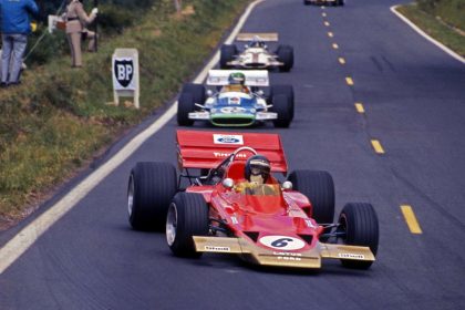 grand prix de france 1970 a clermont ferrand lotus 72 rindt matra ms 120 pescarolo brm rodriguez photo e zurini