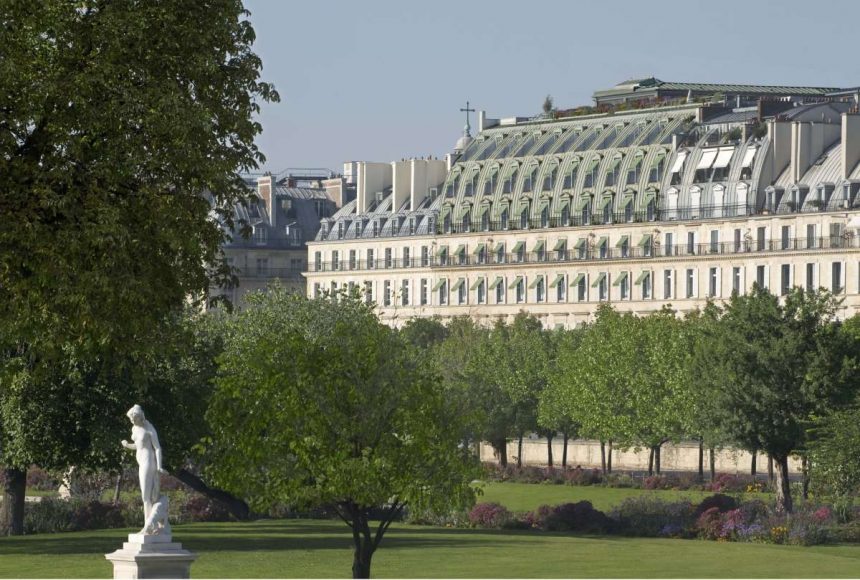 le meurice facade 10