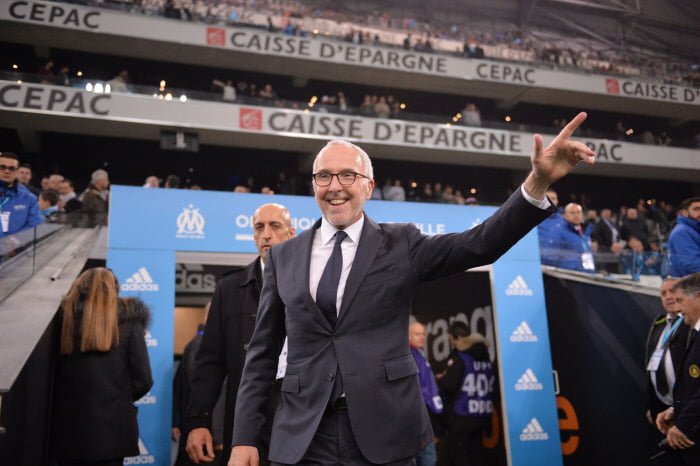 Frank McCourt, propriétaire américain du club, au stade Vélodrome de Marseille.