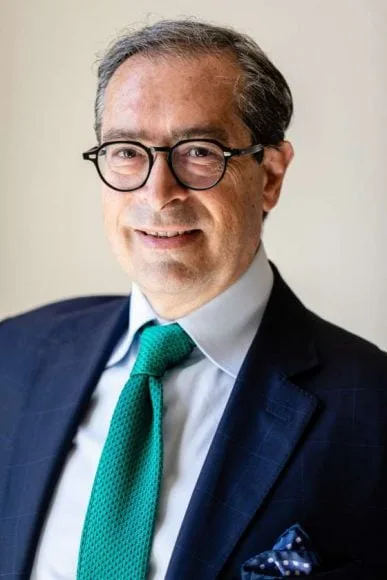 Vacances Royales Au St. Regis Venice 7 general manager antonello de medici low