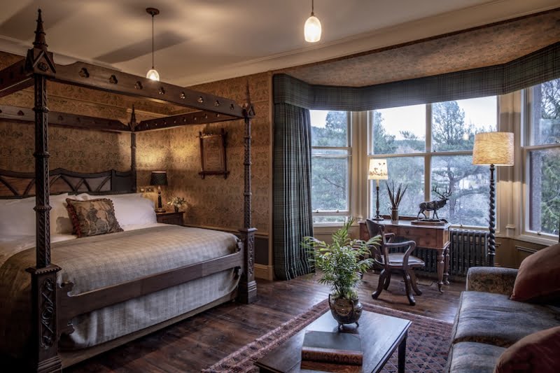 the fife arms braemar john brown bedroom victoriana suite photo credit sim canetty clarke jpg