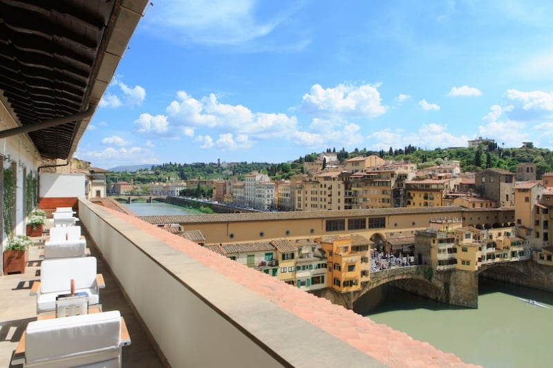 portrait firenze superior suite river view 2 jpg