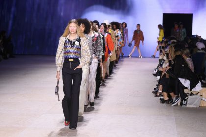 Louis Vuitton venderá caretas de lujo - Forbes Colombia