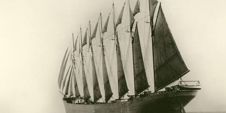Ce n'est pas en ajoutant des mâts que la marine à voile a éviter la disruption par la marine à vapeur