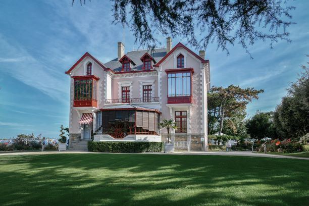 villa les rhumbs musee christian dior benoit croisy coll ville de granville redi